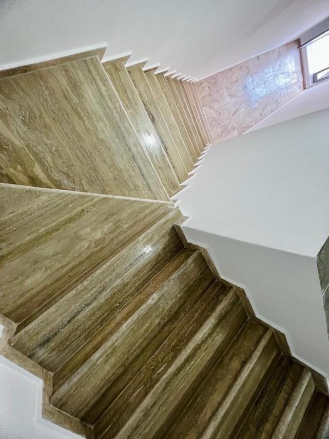 Kristian Apartments Берат Экстерьер фото