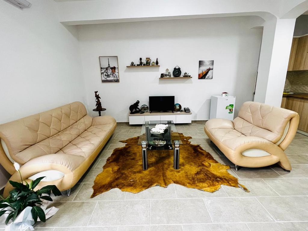 Kristian Apartments Берат Экстерьер фото